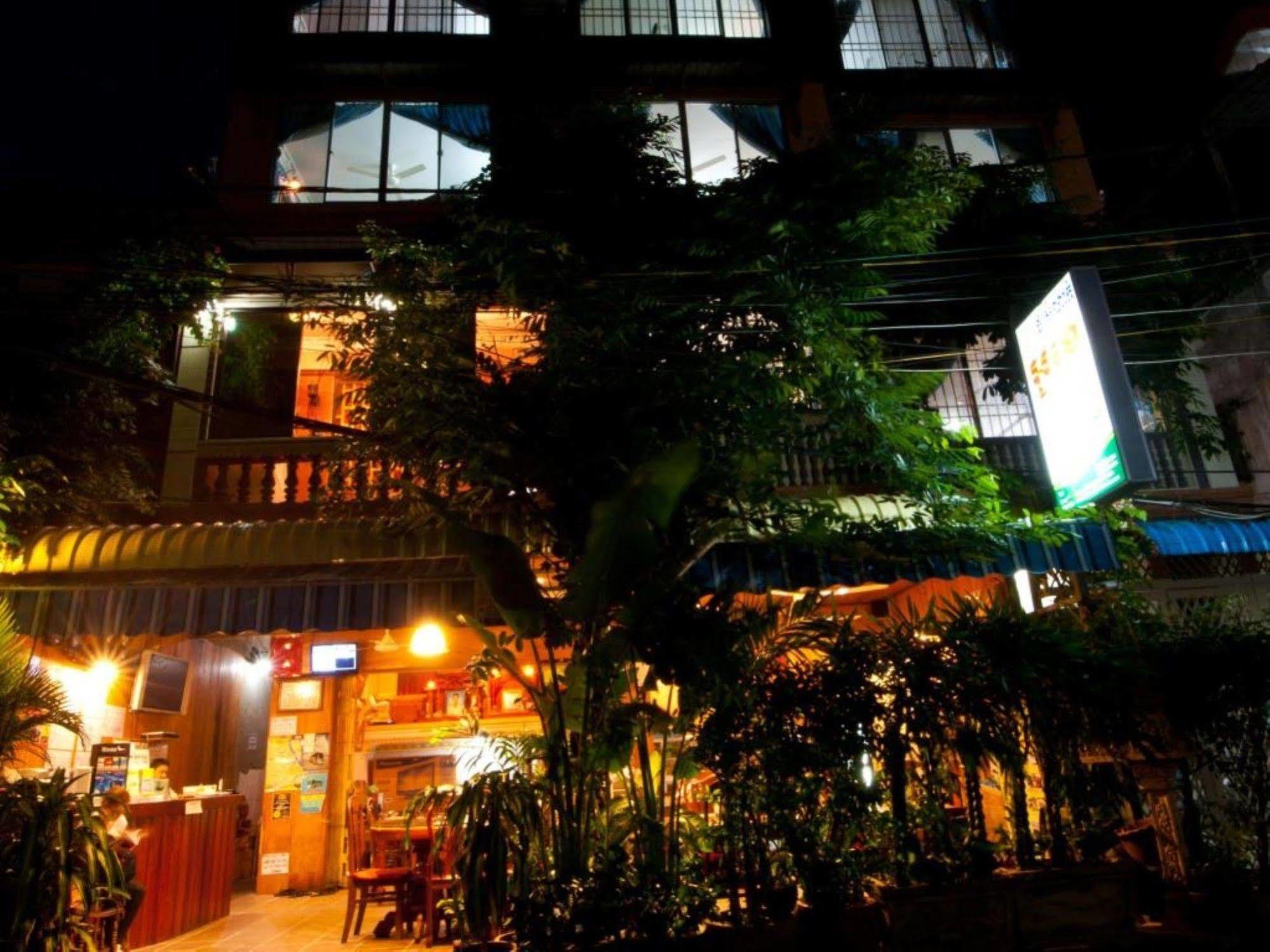 Okay Guesthouse Phnom Penh Dış mekan fotoğraf
